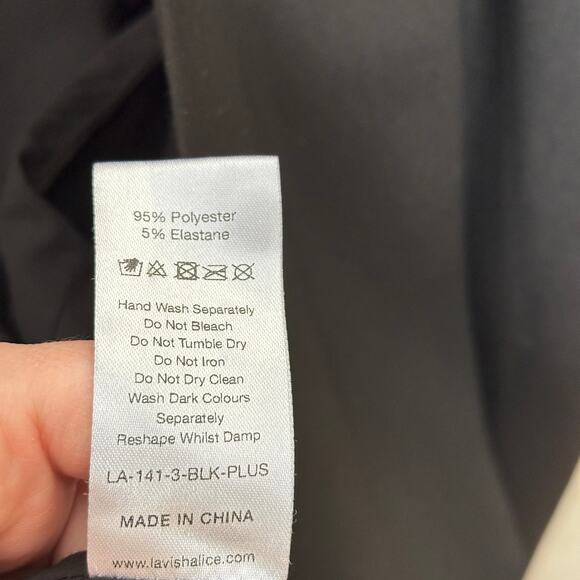 LAVISH ALICE Collarless Cape Blazer Open Front Black Sz 22 {3Y37} - Picture 6 of 6